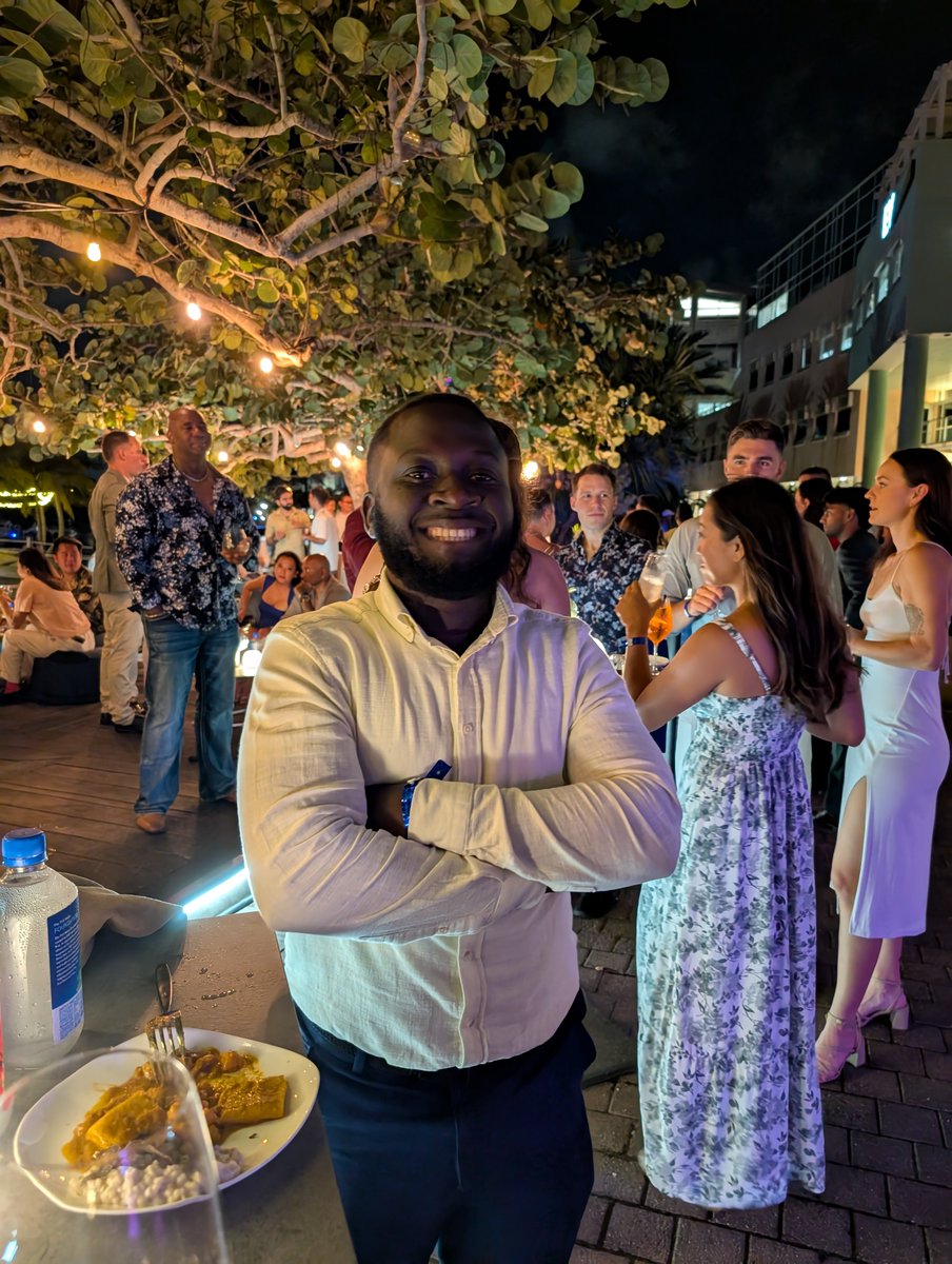 medardrutatina's tweet photo. I've been building in public for a while my first startup won $106k in grants, now am building https://t.co/FGdjqZkQ1q to reimagine how Savings groups operate in Africa, from contributions, Investments and operations. 

If you're a member of a savings group, let's connect and have a chat.