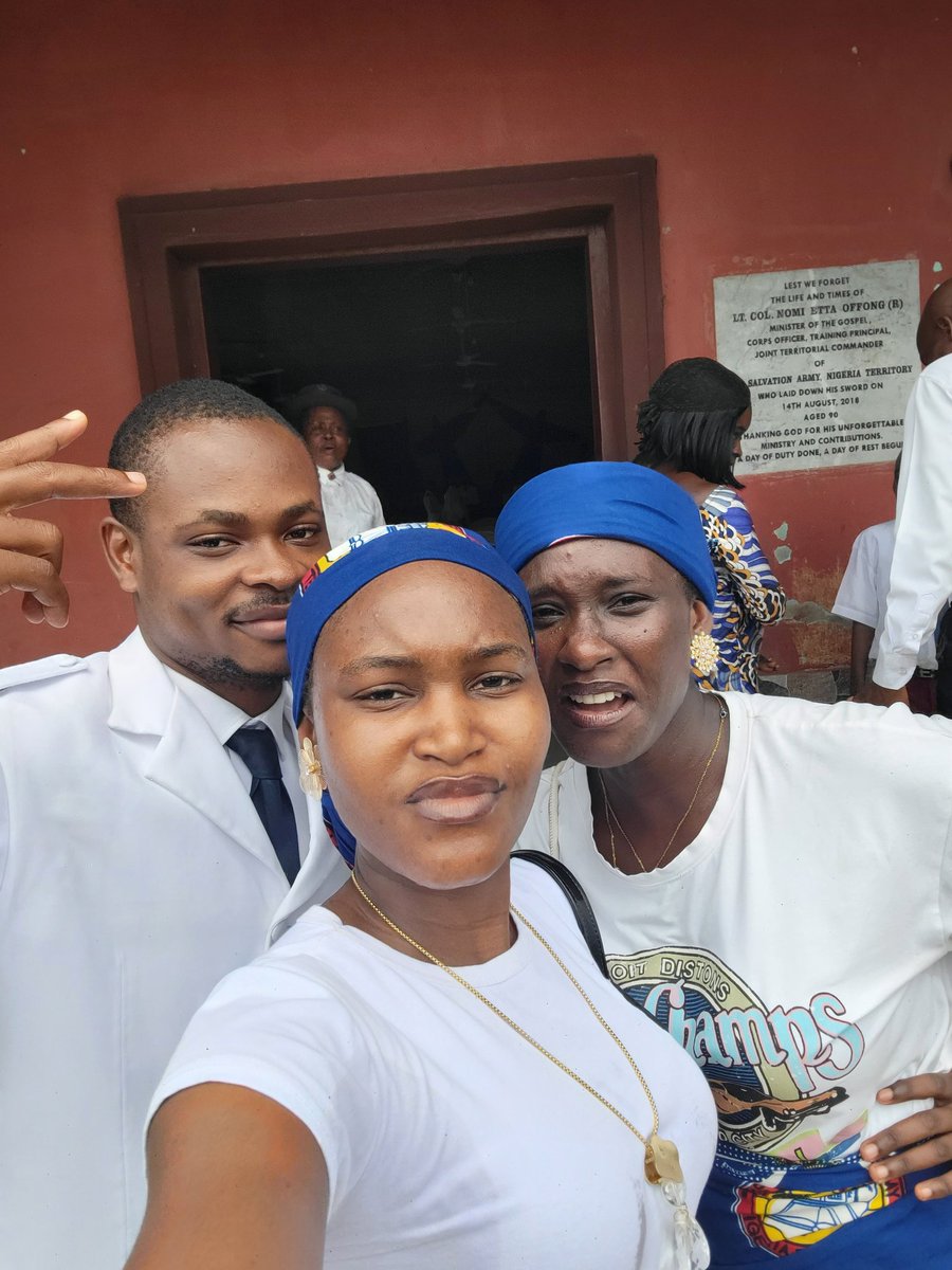 OdusipO's tweet photo. Salvation army round the world 🌎 https://t.co/2RZ3SnSSWO