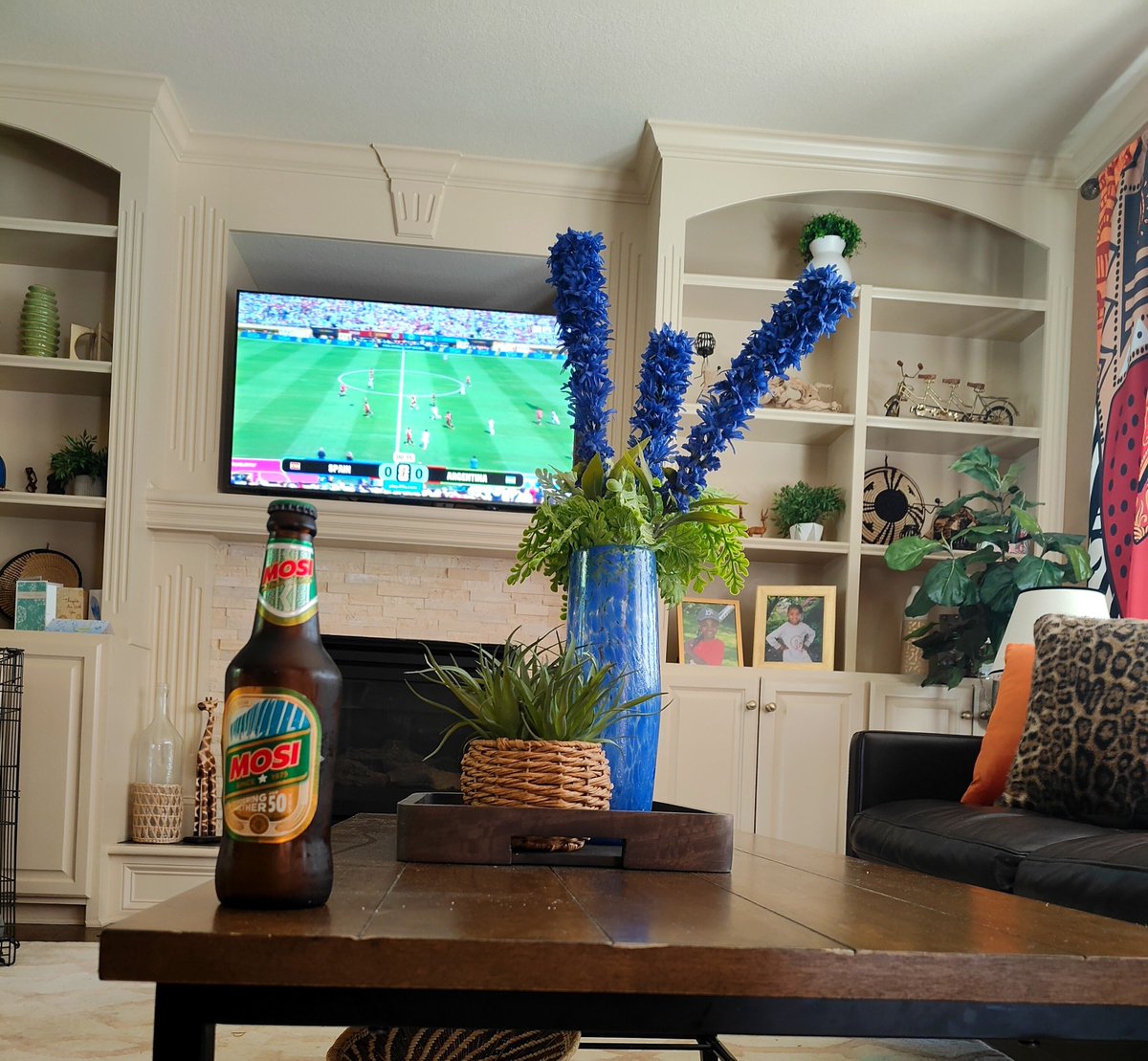 Author_ChilubaJ's tweet photo. Hopefully this @MosiLagerZB calms my nerves for this World Cup Final #españaargentina https://t.co/4jdhSTjcCT