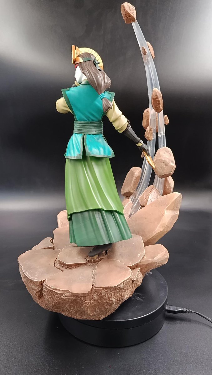 Marceline2174's tweet photo. My first Kyoshi custom figure is finally complete! I'm so happy with how beautiful it turned out🥹💚 the detailed information for this item is as follows a link below so please check it out if you're interested🪭🪭 https://t.co/jirD7c8BLP