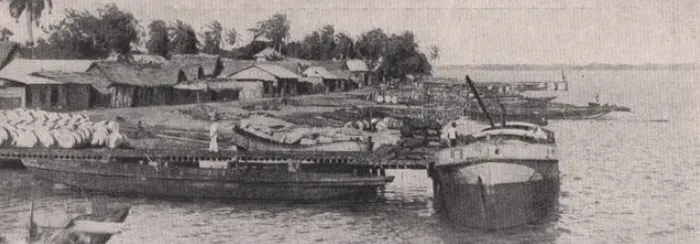 rhaplord's tweet photo. 19th-century watercraft for transporting palm oil 
https://t.co/EAAGU7VQ78 https://t.co/9aUgdeMAsM