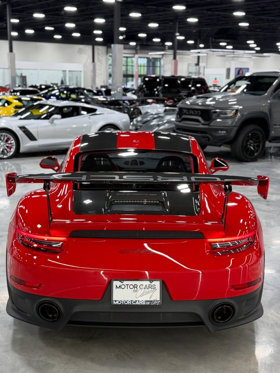 Bigmovetv's tweet photo. Porsche 911 GT2 RS https://t.co/UdyP2ZMNJD