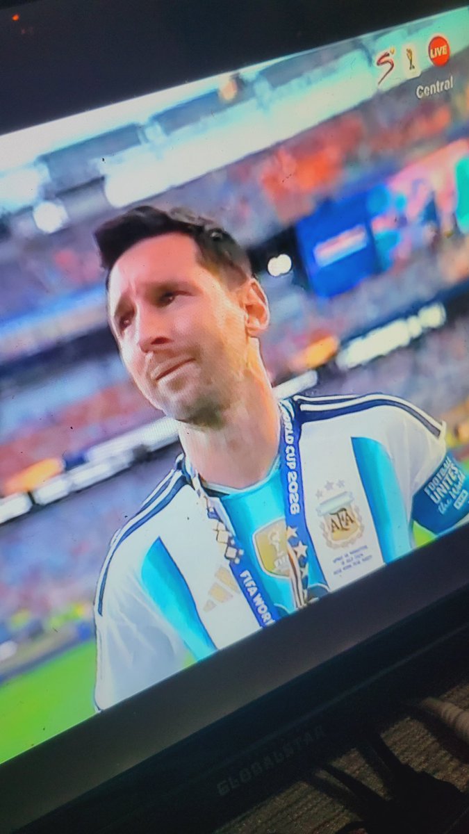 Evantems's tweet photo. Slides of my GOAT🤔
#VamosEspaña #ArgentinaVsEspaña #FIFAworldcup2026 https://t.co/bBaETetG6x