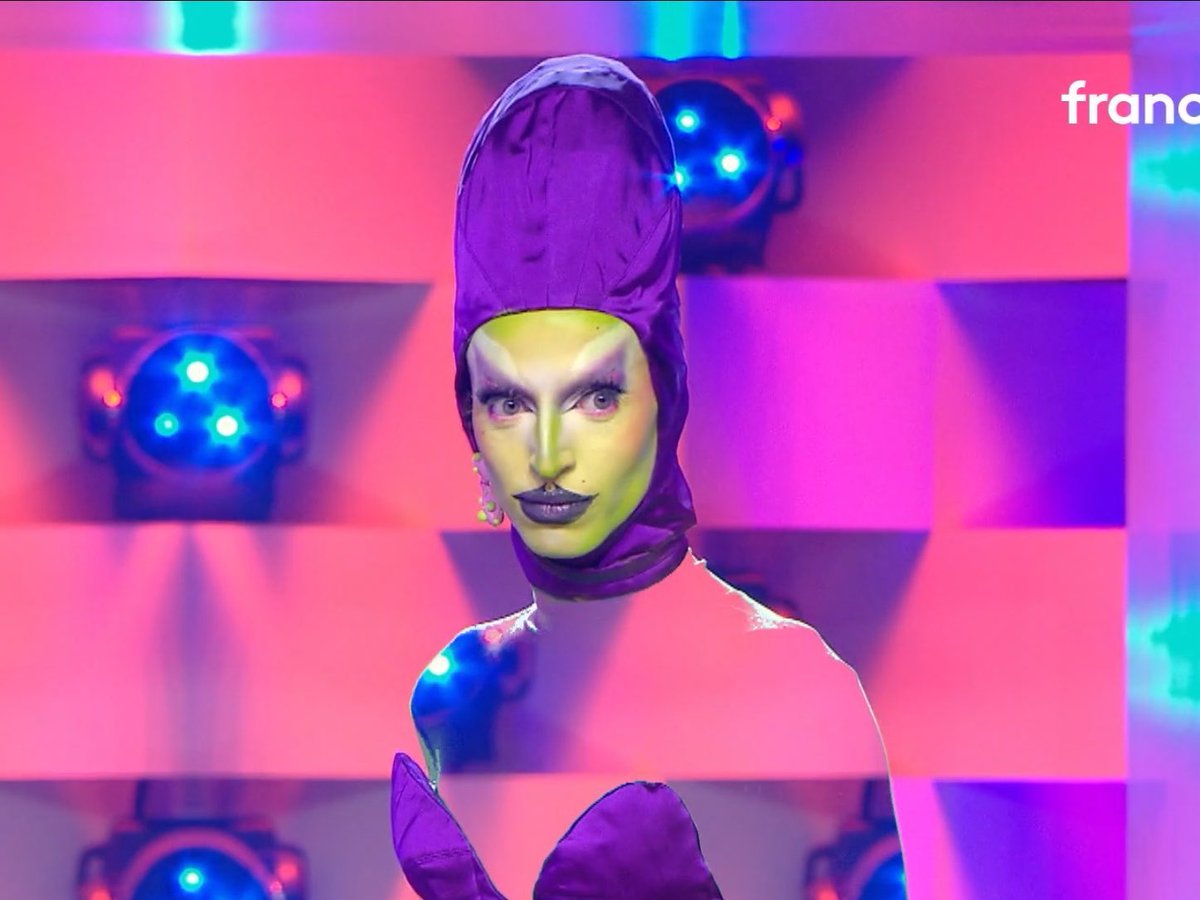 _tao_e's tweet photo. je suis très sérieusement amoureux de margarette et pas dans une goofy way non j’ai vraiment développé des sentiments envers elle #dragracefrance https://t.co/ED8cZmrBk2