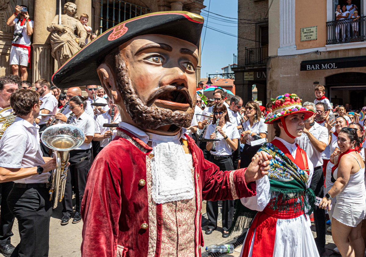 barazea509's tweet photo. SANFERMINAK 2026
ZORTZIURRENA

@duguna @SFesPamplona @irunakulturada https://t.co/3F5gIBLdSN