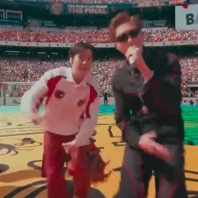 DataAgustD's tweet photo. YOONGI PERFORMING DYNAMITE AT FIFA WORLD CUP FINAL HALFTIME SHOW 😭😭😭

BTS AT WORLD CUP 2026
#BTSxWORLDCUP2026
#BTSHALFTIMESHOW https://t.co/H9ZlLyuZN0