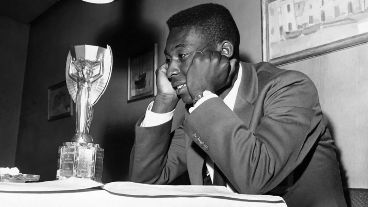 giovanniicam's tweet photo. @futebol_info PELÉ É O FUTEBOL

E O FUTEBOL É PELÉ

JAMAIS COMPAREM https://t.co/dakfqJMvXY