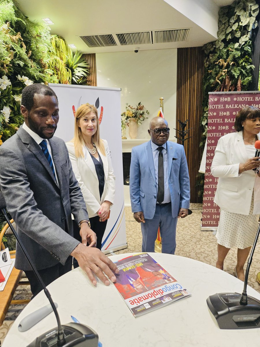 OlekoGomez's tweet photo. Retour en images sur le vernissage du 22e numéro du magazine #Congodiplomatie à Belgrade ! Une édition spéciale dédiée à la coopération 🇨🇩-🇷🇸, célébrée en présence de S.E. Kalala Mulamba, Ambassadeur de la RDC, de la Secrétaire d'État serbe aux Affaires étrangères Nevena Jovanović @stsecjovanovic et du corps diplomatique accrédité. Un jalon fort pour l'axe Kinshasa-Belgrade. 🤝 @kayikwambaT @RDC_Minafet