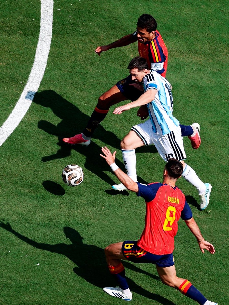 MartinLlaryora's tweet photo. ¡VAMOS ARGENTINA! 🇦🇷🇦🇷🇦🇷🇦🇷

La ilusión está intacta. Todos juntos, estamos con vos @Argentina. 

🩵🤍🩵 https://t.co/BgLZskEGMG