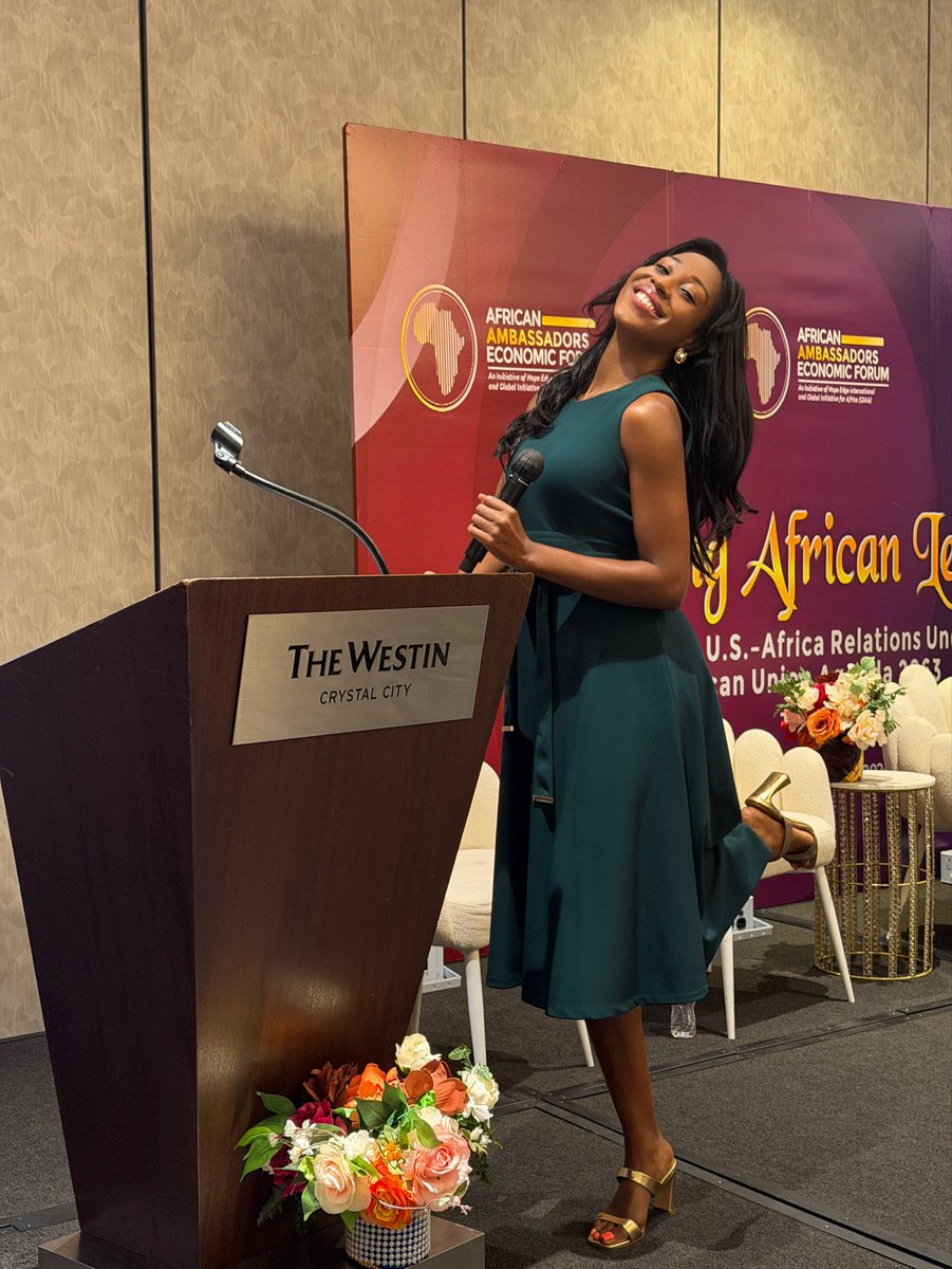 ChardelleMoore's tweet photo. First Lady of Motivational Moore! 😍✨

Honored to be moderating at the African Ambassadors Economic Forum, facilitating the panel on Creative Industries &amp; Soft Power Diplomacy. 🌹 https://t.co/lYVA1IZZWT