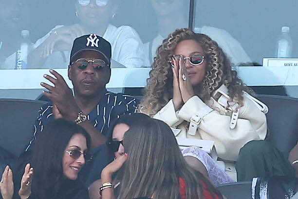 beyoncebrasil's tweet photo. 🚨 BEYONCÉ E JAY-Z https://t.co/CRLGnTjLQK