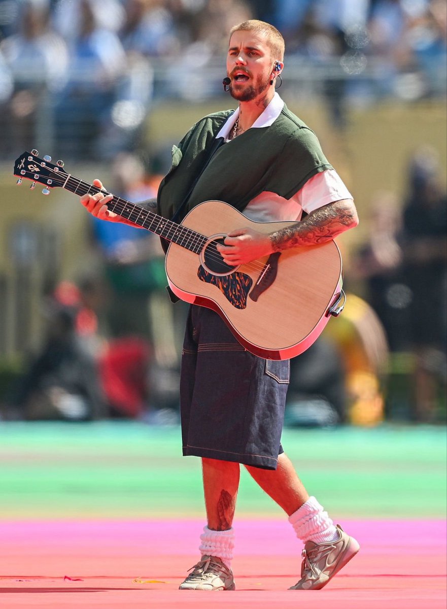 idextratime's tweet photo. Ada Justin Bieber di Half Time Show World Cup 2026 🎶 https://t.co/H8vtc0hJk8
