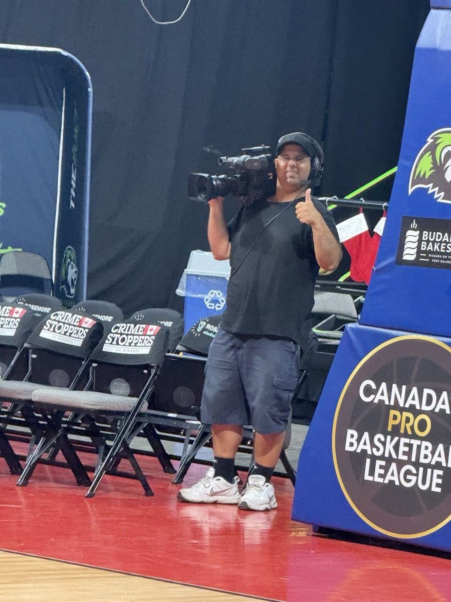 SuchateMadahar's tweet photo. Always a pleasure to broadcast behind the lens on CBC Sports for CEBL Basketball between Niagara River Lions vs Edmonton Stingers. @cebleague @cbcsports @CBC #CameraOp #CameraOperator #TV #Broadcast #Television #LiveTV #NetworkTV #CEBL #Basketball #ThreePoints #CBC #CBCSports https://t.co/NlkRQ5NawY