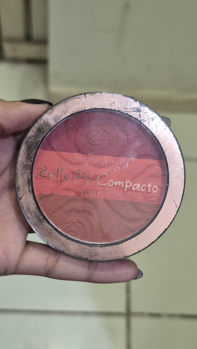 noavek_'s tweet photo. @RaylaCaeta29432 @karikrof esse aqui amg, comprei nessas lojinhas de 20 reais kkkkkkk
não dava nada, mas é ótimo https://t.co/tB8pQggRn5
