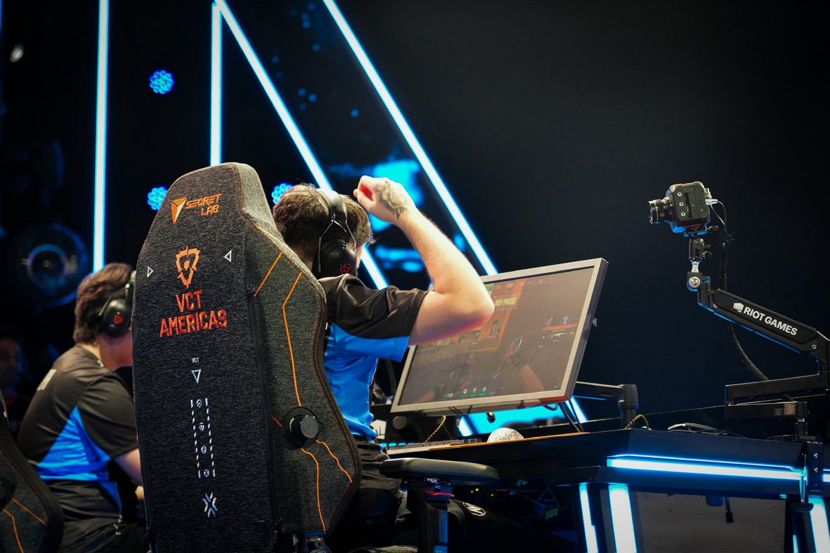 L1NNY tweet media