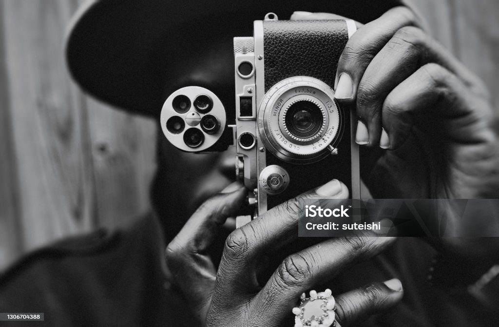echomo_7's tweet photo. Many Humans don't see.
They look, but they don't see. 🙈

How many details 
do you notice in this foto? 

There are so many details in the foto.
Enlarge the foto if needed... 
Do you see what I see? 🙈❤️ https://t.co/rTEwOvUxkc