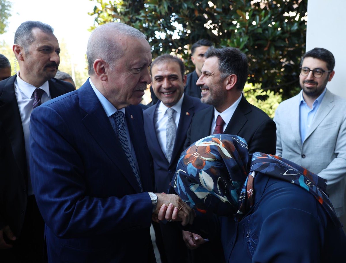 selmaakin's tweet photo. Ömre bedel bir kare, bir ömür gururla hatırlayacağım bir an…♥️ @RTErdogan https://t.co/llTaoZCMFk