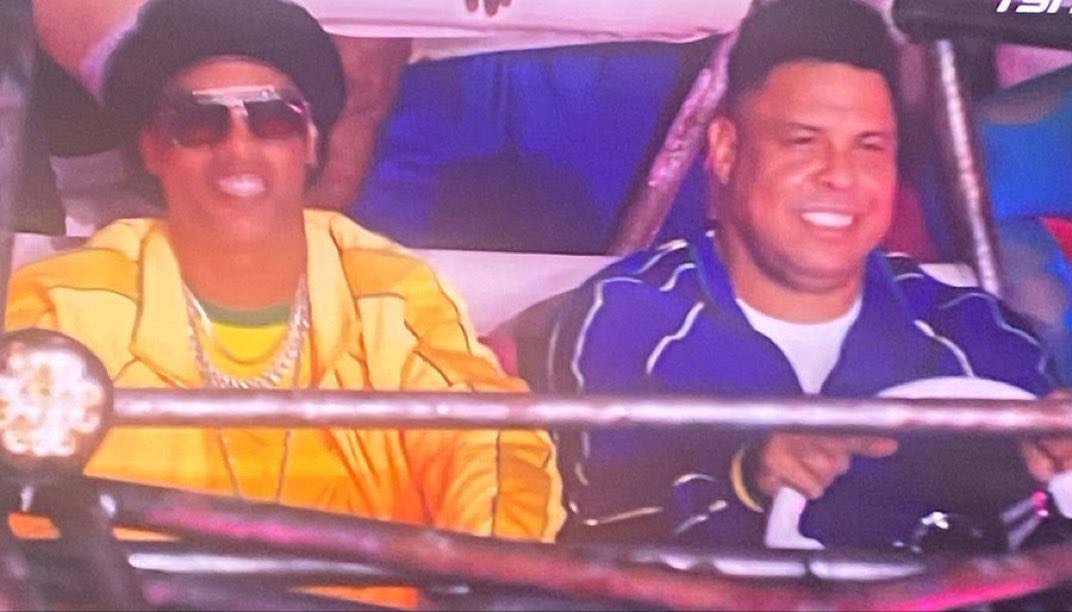 hills90's tweet photo. When I’m sat in traffic blocking a T junction desperately trying to avoid eye contact with the drivers who can’t get out https://t.co/aO8Al0oOaK