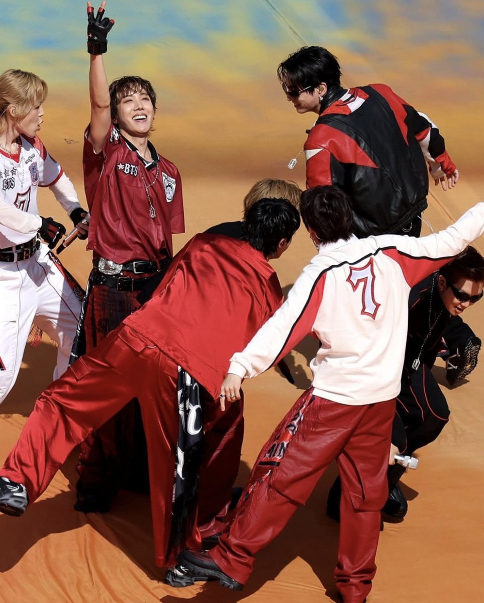 jmtokyos's tweet photo. Completamente apaixonada por essas fotos https://t.co/XPvc8vNPy7