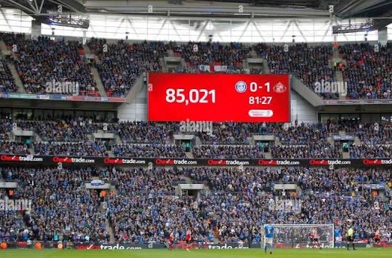 JPSart94's tweet photo. Pompey 🤝 Sunderland 

Absolutely massive https://t.co/U7DEv7uTWA