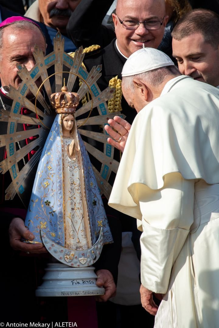 arminzip's tweet photo. Virgencita yo sé que nos estás escuchando, por favor ayudá una vez más a la Selección para que puedan meter el gol 🙏🏻✝️🕯️🇦🇷 https://t.co/LTSl46Ttit
