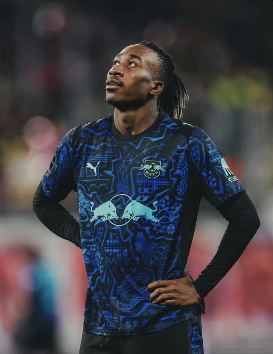 PSG_Report's tweet photo. 🚨🥇| BREAKING: PSG are set to call the DEAL-OFF for Yan Diomande, due to the complications surrounding the transfer particularly his image rights (agencies).

PSG are set to pursue Eli Junior Kroupi as the Ivorian’s winger alternative. — Pending further confirmation. @mlktraore https://t.co/nAFu8xmPis