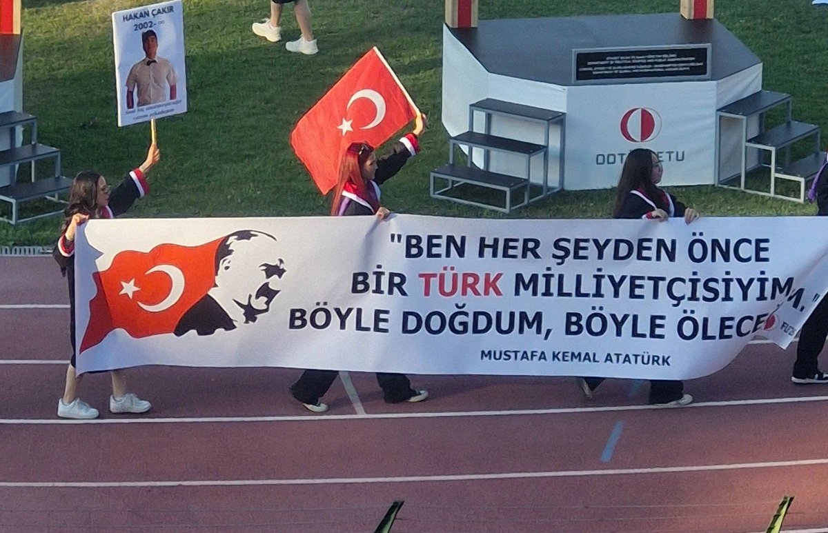 AliCoskunX's tweet photo. Türkçü gençlik yükseliyor. Olması gerektiği gibi. 

📍 ODTÜ https://t.co/AAFrkVbL9L