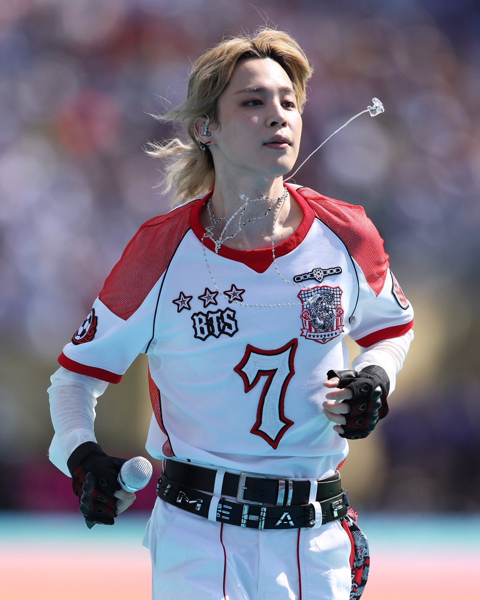 aida tweet media