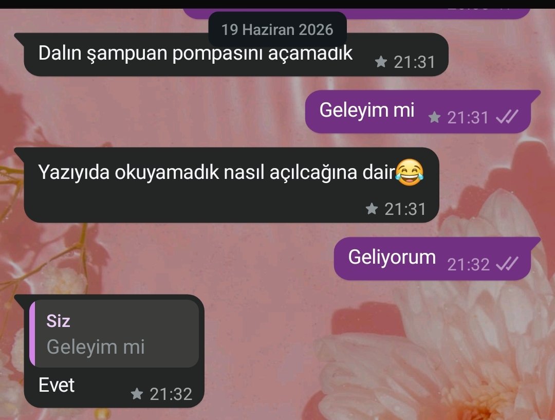 cherrydomatess's tweet photo. Gözleri görmediği için gece kalkıp şampuan açmaya gittim. Aklıma geldikçe gülüyorum hajajxmssmnd https://t.co/t2LCegqH2O