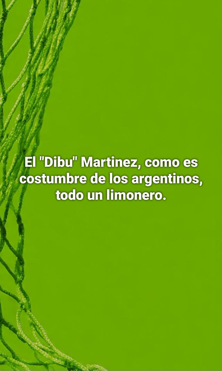 ARMANDO3X's tweet photo. El "Dibu" Martinez, como es costumbre de los argentinos, todo un limonero. https://t.co/EMnvUaR1aU