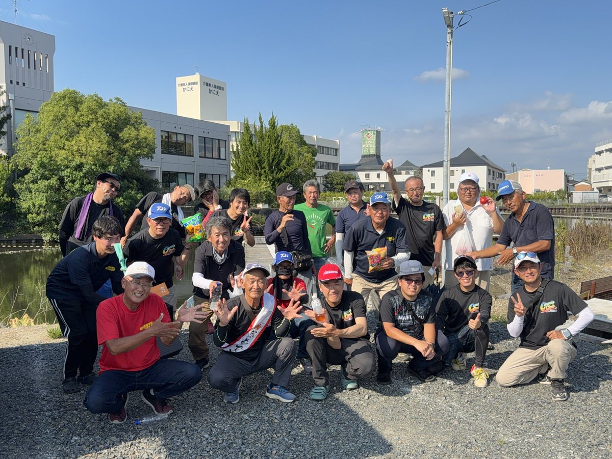 createclub1127's tweet photo. クリエイトクラブです
佐屋川温泉前で
7月度例会を開催しました。
御園選手が悲願の初優勝！㊗️🙌

【上位入賞者】
1位:御園孝夫     ／6.3kg
2位:水戸辺志哉 ／4.6kg
3位:長谷川義彰 ／4.6kg
4位:平野時生     ／4.2kg
5位:小笠原藤久  ／4.0kg
6位:向井昇         ／https://t.co/Rk6ANKWAZ8
※敬称略 https://t.co/yhsnlbeCZY