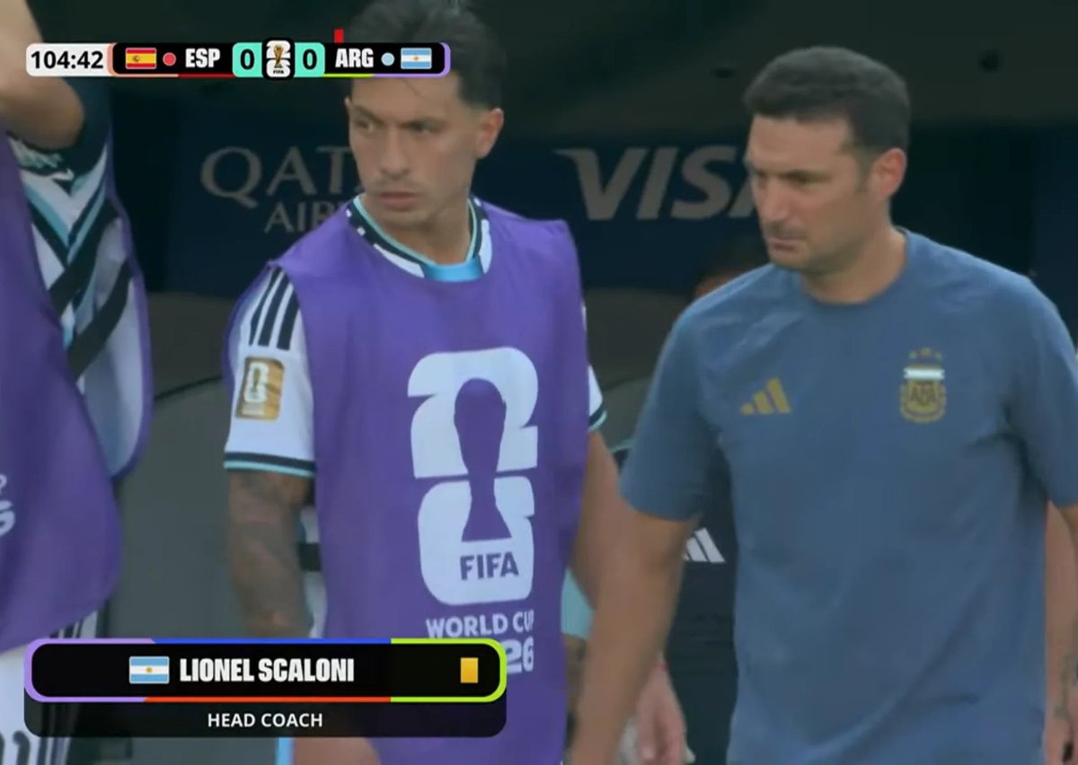 IsaacNoorr's tweet photo. Why did the coach got a yellow? He's not even playing. Is the ref stupid? https://t.co/lARMjomZgA