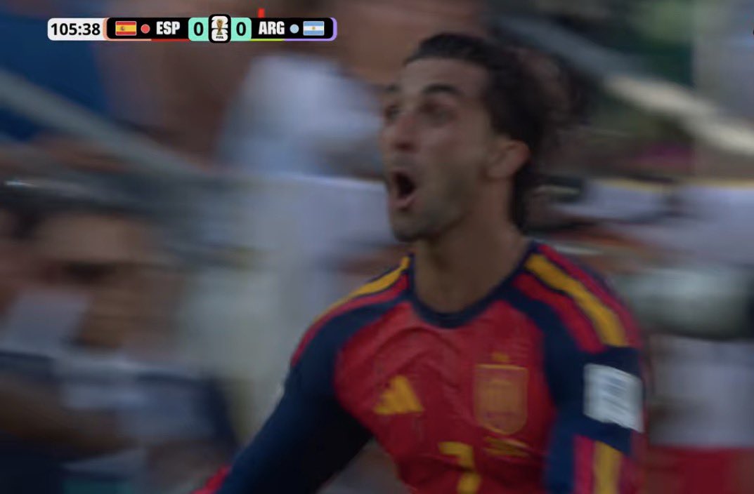 Pesgrau's tweet photo. GOOOOOOOL DA ESPANHA!🇪🇸 

VAMOOOOOO!

EU TE AMO FERRAN TOREES! https://t.co/NHufuUMh5M