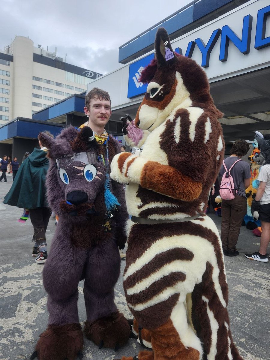 That_Iode's tweet photo. Holy shit. @Renegadelonewuf caught breaking the magic at #fureh. How dare he. https://t.co/Rp8Hk352GH