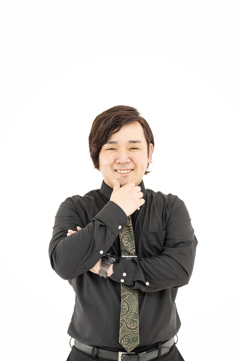 updateevening2's tweet photo. マサの突然の訃報に接し、スタッフ一同、深い悲しみの中におります。

明るさとやさしさで、リスナーの皆さまに笑顔と元気を届けてくれたマサ。これまで番組を支えてくれたことに、心より感謝申し上げます。

謹んでご冥福をお祈り申し上げますとともに、ご遺族の皆さまに心よりお悔やみ申し上げます。 https://t.co/URxURERiHf