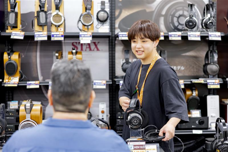 e_earphone's tweet photo. ┏━━━━━━━━━━┓
🎧#eイヤホン 求人情報📝
┗━━━━━━━━━━┛
 
❤️秋葉原エリア
・秋葉原店 販売スタッフ
・ECサイト運営 事務スタッフ
 
💙大阪エリア
・日本橋本店 配送スタッフ
・日本橋本店 カスタマーサポートスタッフ
 
💛名古屋エリア
・名古屋大須店 販売スタッフ
 
🎧ここがおすすめ🎧
 
￣￣￣￣￣￣￣￣￣￣
✅未経験もすぐ活躍できる🔥
✅知識が学べる研修制度あり📝
✅社会保険完備💡
✅正社員登用制度あり✨
✅服装、髪色、ネイル自由💅
✅アクセス抜群！駅から5分圏内💨
 
わたしたちと一緒に
e☆イヤホンで働きませんか？
 
気になる求人をCHECK📝
https://t.co/ayzRIMzEG0
