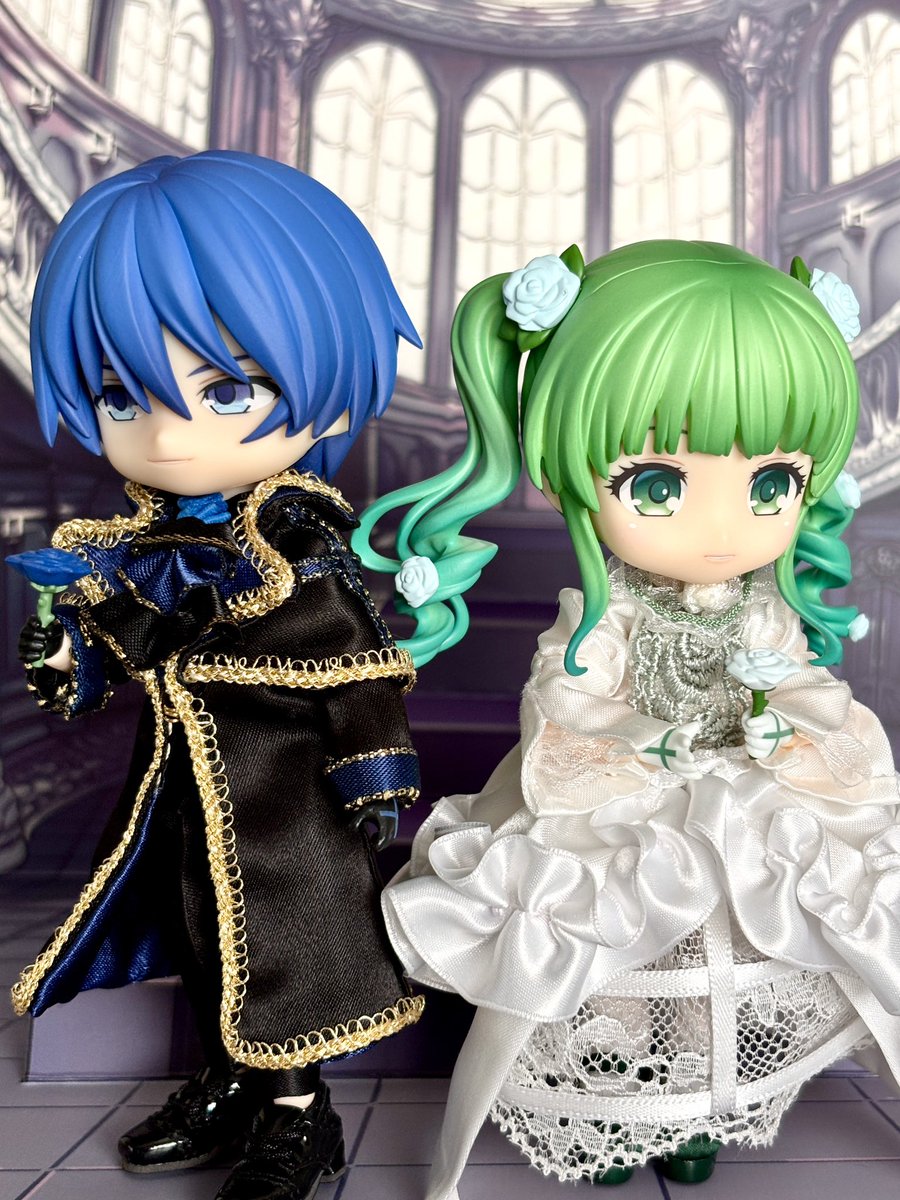 azure_k0215's tweet photo. カンタレラねんどろいど発売本当にありがとうございます！！！
発表されてから楽しみすぎて、お洋服作りに励み、早速ねんどーる化して遊びました！
永遠に眺めてられる…😭🙏 https://t.co/zmE3OZsQDM