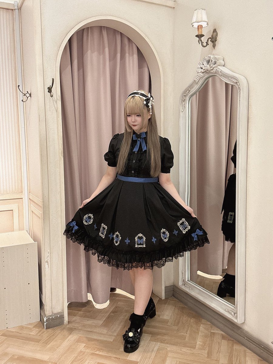 ⋆⸜ɴᴇᴡ⸝⋆ Phantom Butterflyフリルワンピース Price : ¥14,960