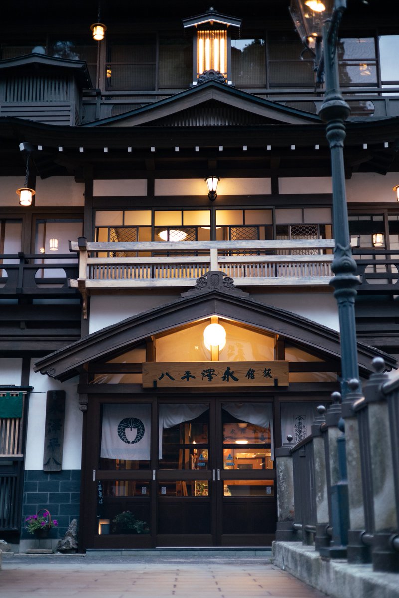 ok44368766's tweet photo. 旅館永澤平八
尾花沢牛の陶板焼きってどんなんだろ( '﹃' )
ホームページ予約特典で1人1本地酒がつくとのこと
銀山温泉
山形県尾花沢市銀山
#東北風景
#photograph
#ファインダー越しの私の世界
#unknownjapan https://t.co/TnAE82KIf8