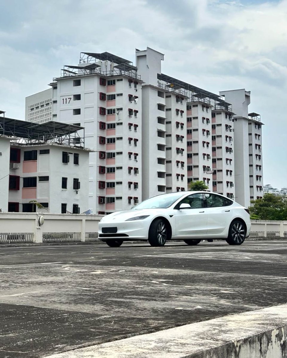 tesla_singapore's tweet photo. Come experience Model 3 or Model Y in the neighborhood of your choice 

We’ll come to you with the vehicle – all you have to do is pick a time &amp; date https://t.co/IHlyqKoaRm