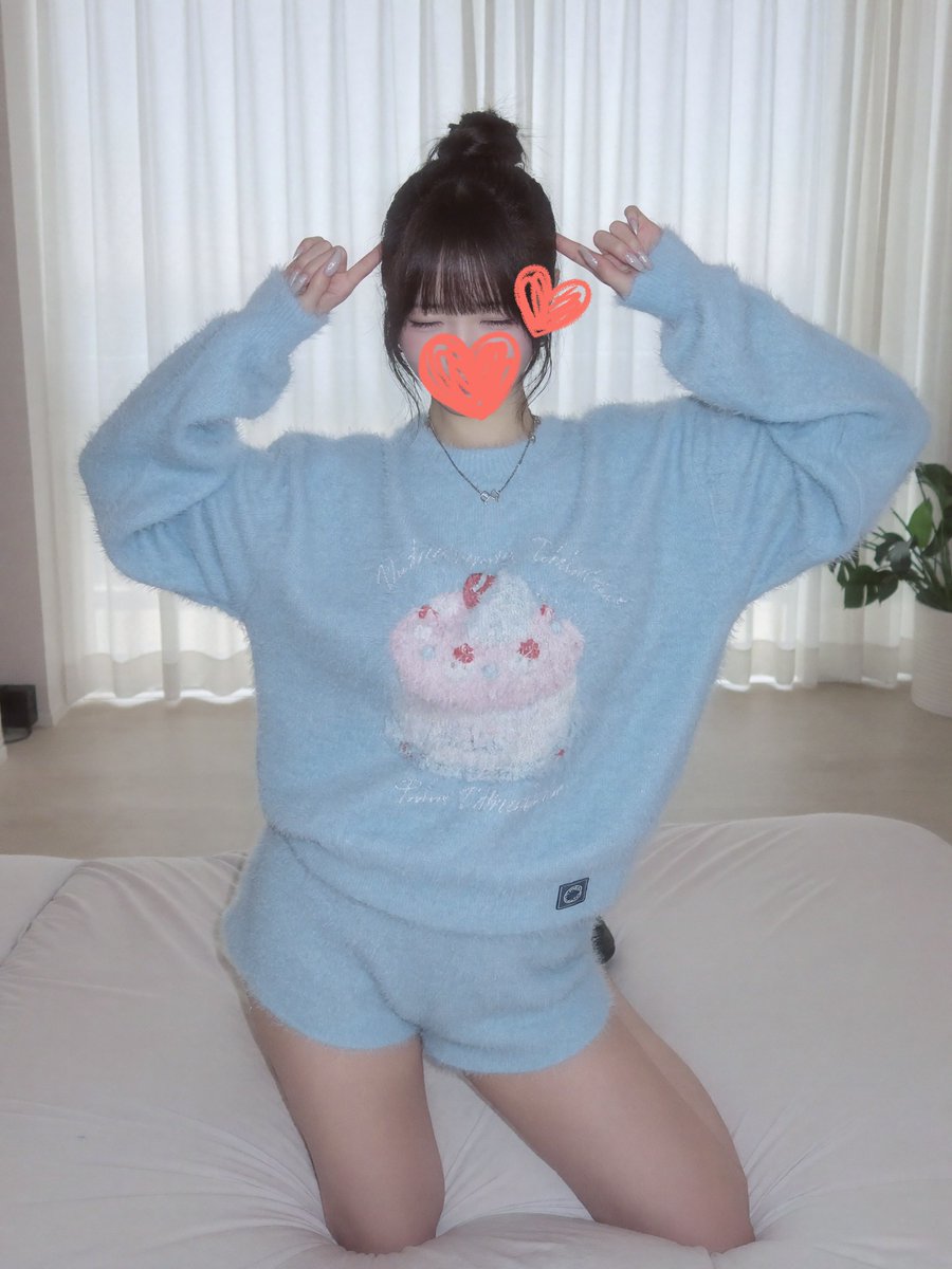 JTanea78609's tweet photo. こういうもこもこの部屋着で出てくる彼女って萎える人いる https://t.co/EV8g1LIdQM