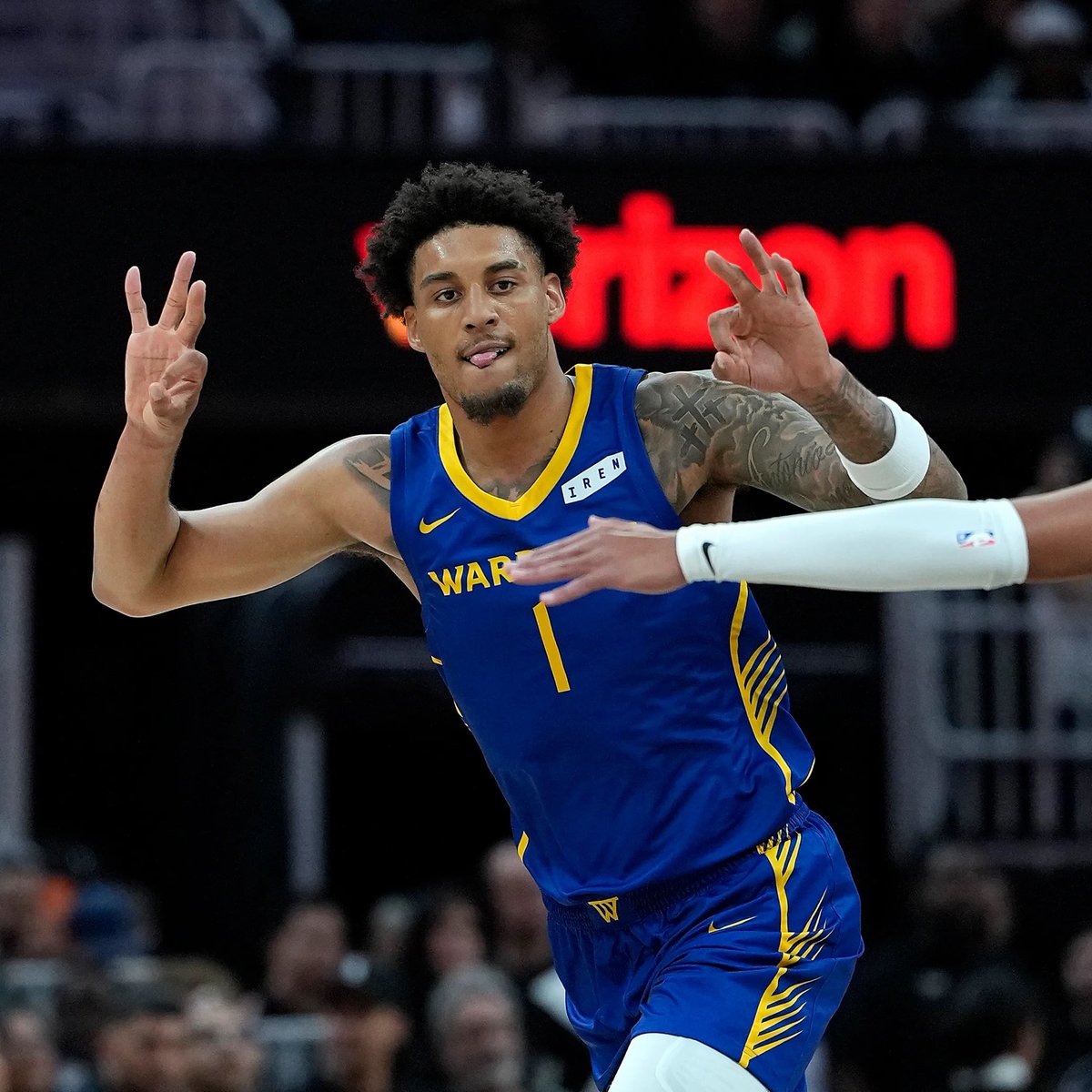 Legion Hoops tweet media