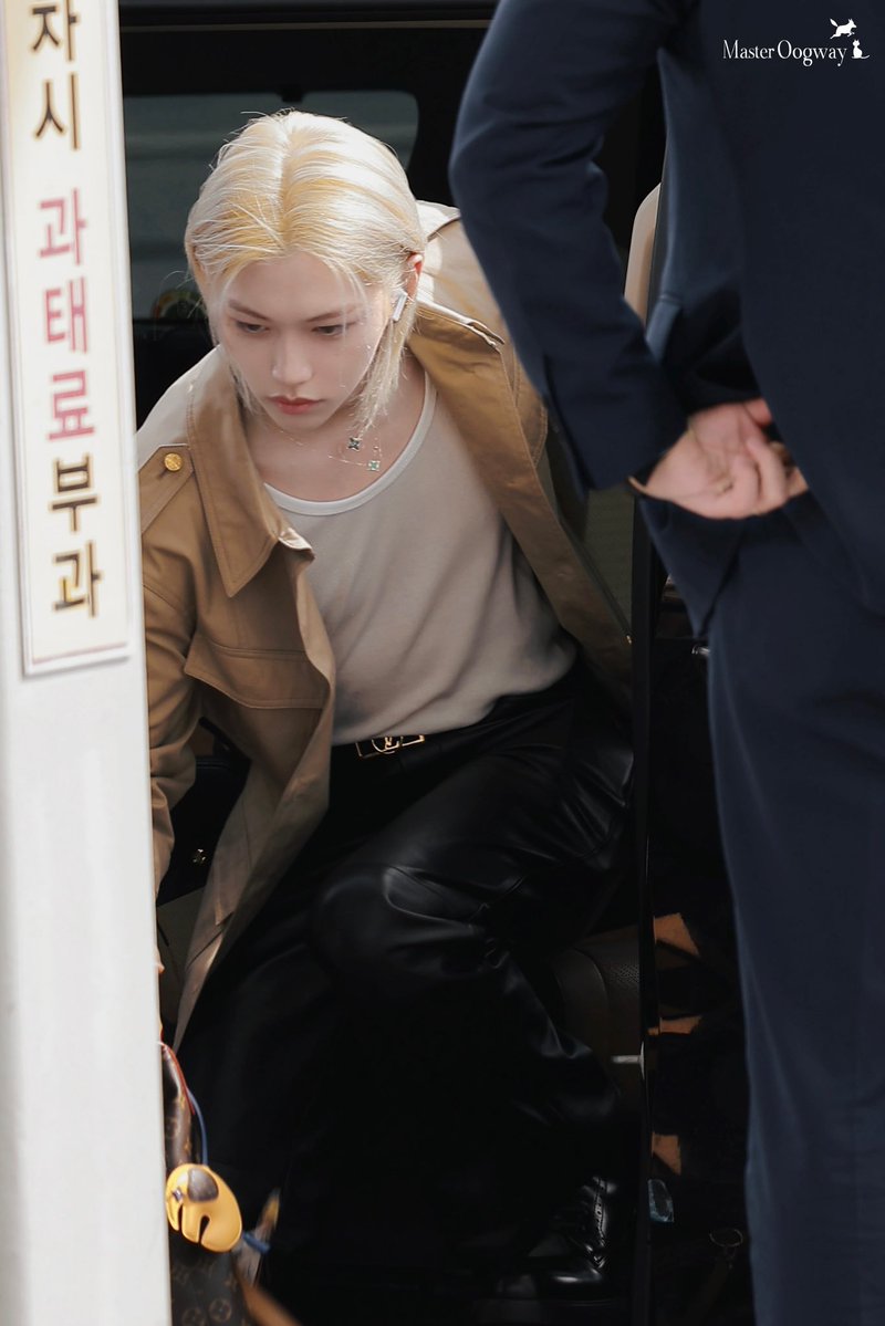 EPankratov2983's tweet photo. Let's admit it: Felix's first public appearance after accident was one of most emotionally heavy days for us. https://t.co/NkyXBzjQqo