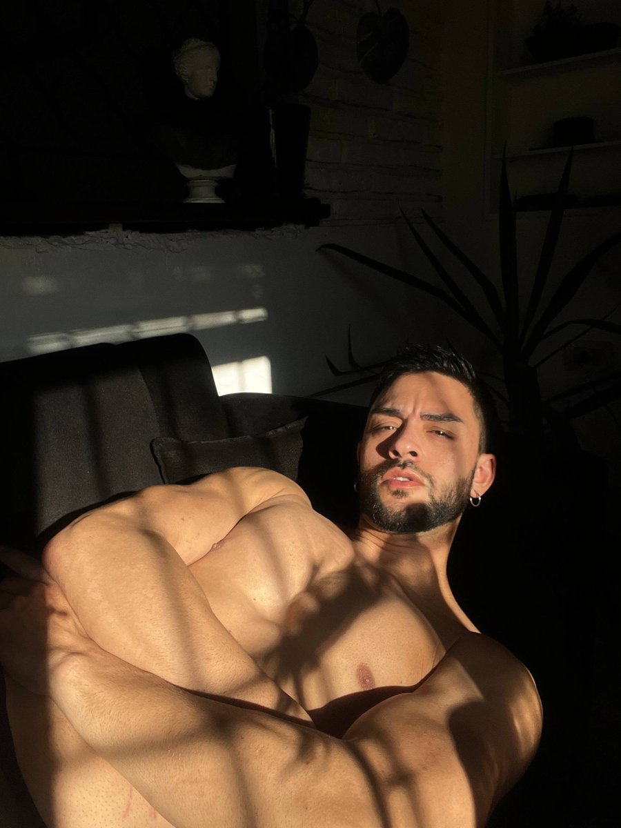 LiftingLoverboy's tweet photo. Born to stand out, too hot to blend in 🔥

https://t.co/QlDsY0rF4Q https://t.co/AG3PBQ0Hnn