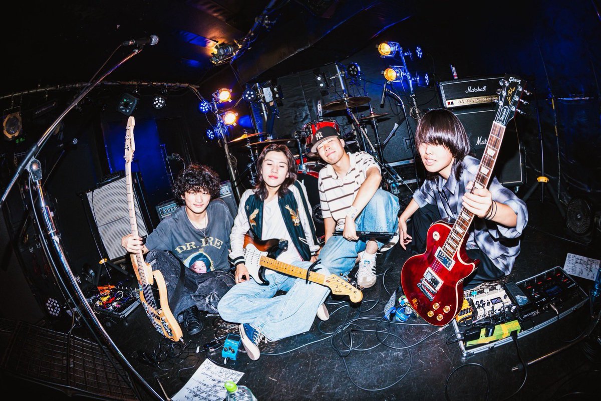 aiomoi_band's tweet photo. 2026.7.25（土）0:00

アイオモイ　1st Digital Single
「風花」　配信開始（各種サブスク、Eggs）

配信開始後サビ動画あげます！

・9〜10月 新曲release

・12月新曲release
　 &amp;ライブ決定！（詳細後日）

『風花』夏休みたくさん聴いてください！ https://t.co/e8YyME6kCZ