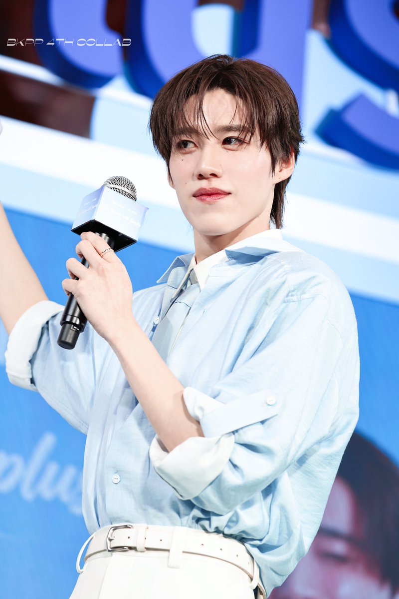 BKPP4THCOLLAB's tweet photo. Mini heart means I love you🫶🏻

#SimplusxPPKrit 
PP KRIT LIVE YOUNG WITH SIMPLUS
#LiveYoungWithSimplus
#Simplus5years
#PPKritt https://t.co/pCRgoIrv6h