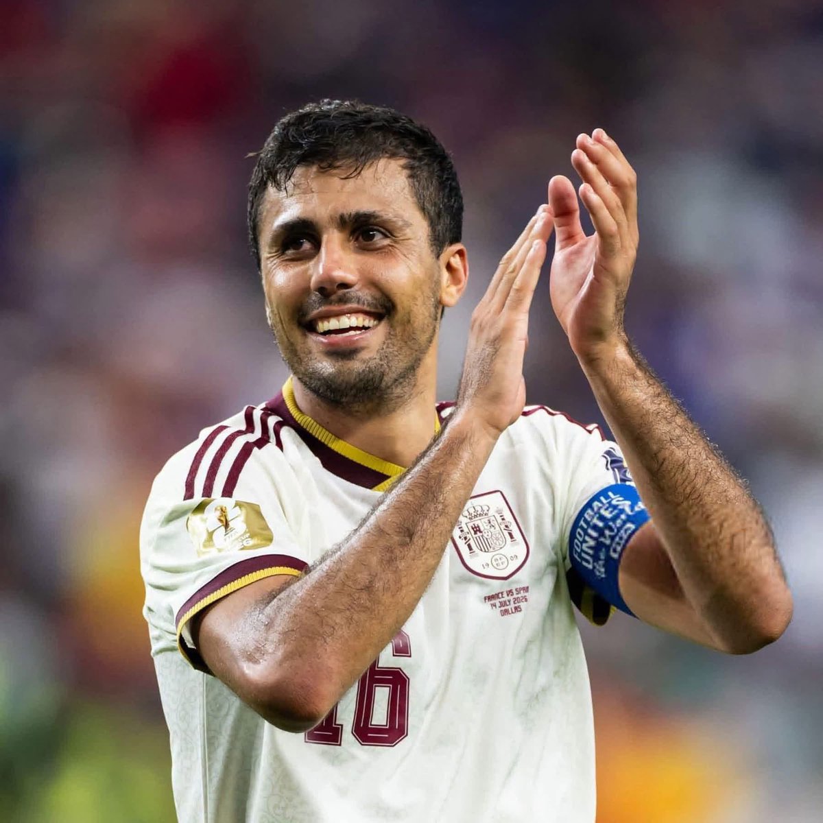 XaviSol_'s tweet photo. 🇪🇸 Rodrigo Hernández 

Copa del Mundo 🏆
Eurocopa 🏆
Nations League 🏆
Mundial de Clubes 🏆
Champions League 🏆
Supercopa 🏆🏆
Premier League 🏆🏆🏆🏆
FA Cup 🏆🏆
EFL Cup 🏆🏆🏆
Community Shield 🏆
Ballon d'Or 🎖️
Balón de Oro del Mundial 🎖️ https://t.co/DLEV5IaqAv