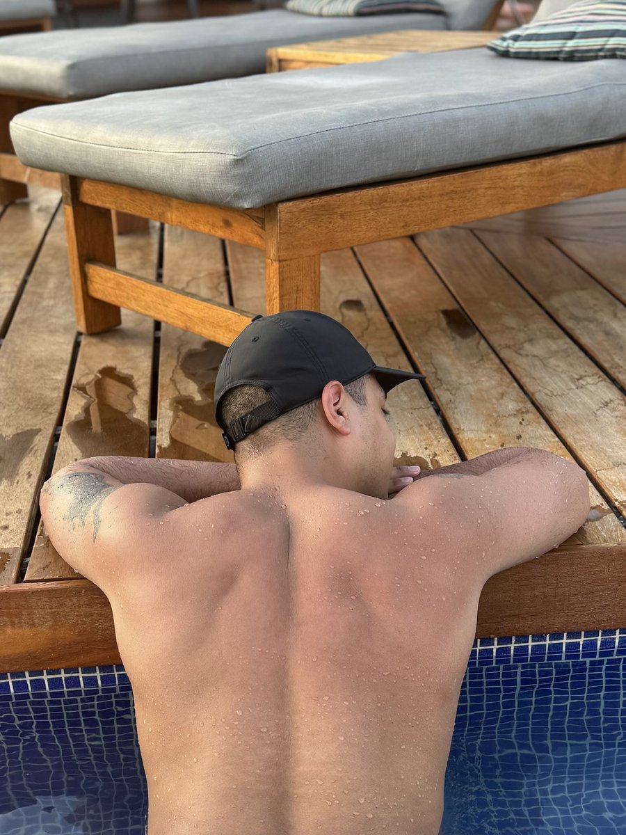 Devimxn's tweet photo. ☀️ https://t.co/t502Jy62ct