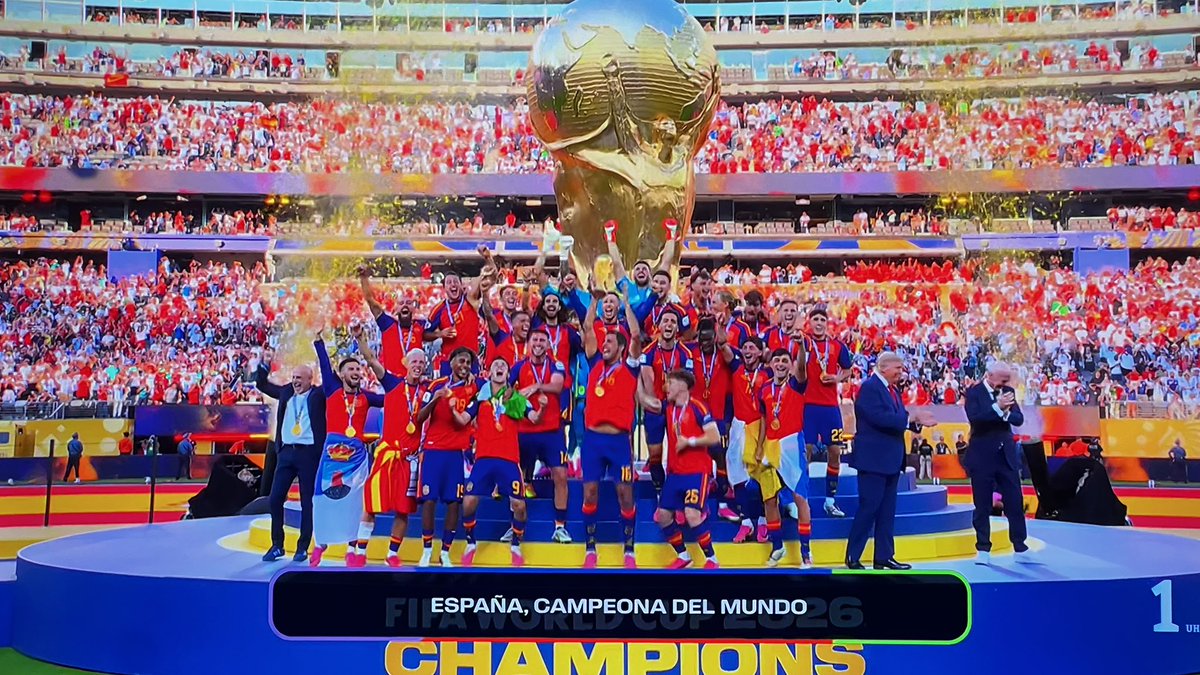BehindTGames's tweet photo. Ganadores sin discusión, España han arrasado a los mejores… ¡CAMPEONES!

Buenas noches.🇪🇸 https://t.co/MeS8LPdr9i