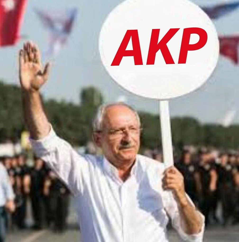 totemcihaluk's tweet photo. Adalet yürüyüşü değil de akp yürüyüşü yapıyormuş hain.. https://t.co/gANqoumt2Y